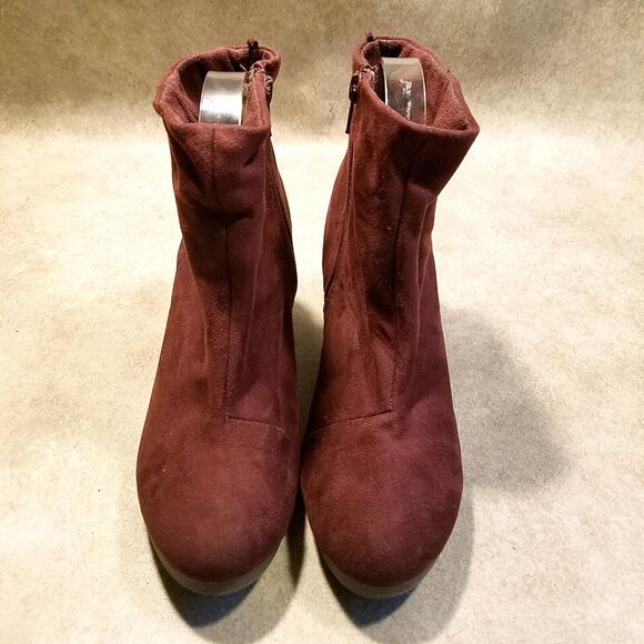 Old Navy Womens 978719-03-1 Size 8 Wine Red Textile Block Heeled Ankle Boot Boot - Picture 2 of 9
